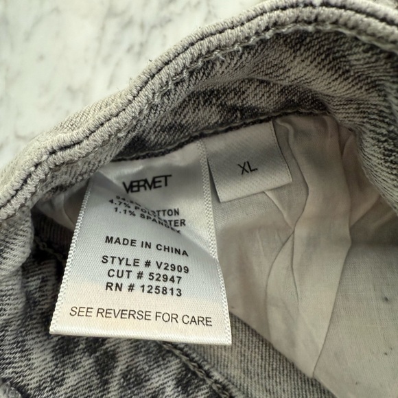 Vervet Jean Shorts Size XL (12-14) Black Acid HI Rise Denim Distressed Destroyed - Picture 5 of 6